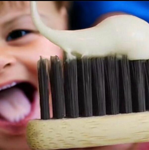 Gentle, Natural Toothpaste for Little Smiles - Image 3